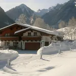 Geraeumige Unterkunft In Schladming Mit Sauna