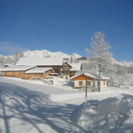 Cozy Holiday Apartment With Sauna In Schladming Шладминг